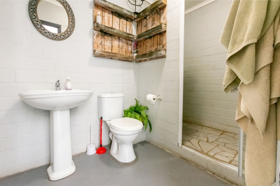 13 Bedroom Property for Sale in Olifantskop Western Cape